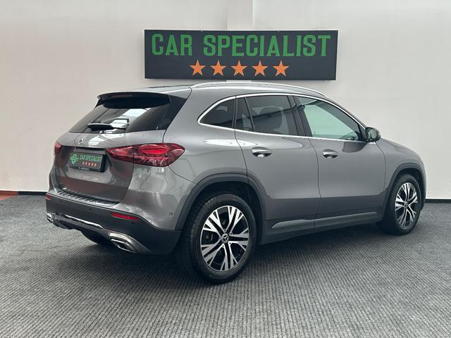 MERCEDES-BENZ GLA 180 usata, con Alzacristalli elettrici