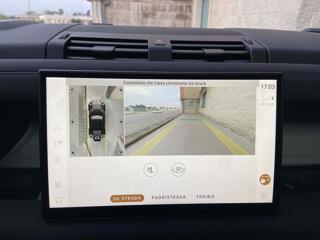 LAND ROVER Defender usata, con Monitoraggio pressione pneumatici
