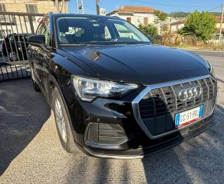AUDI Q3 35 TDI quattro S tronic Business Advanced