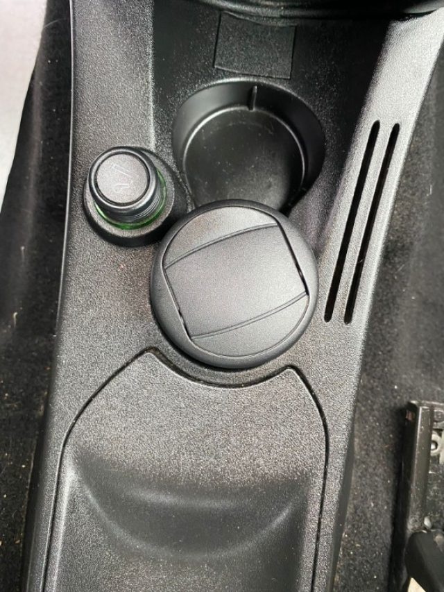 LANCIA Ypsilon usata, con Servosterzo