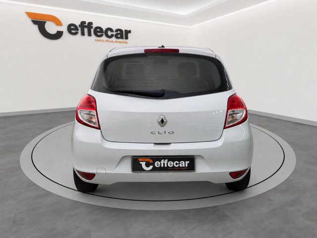 RENAULT Clio usata, con Alzacristalli elettrici