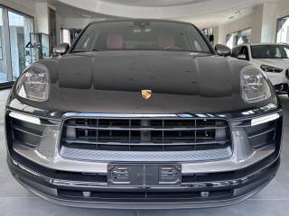 PORSCHE Macan usata, con Airbag