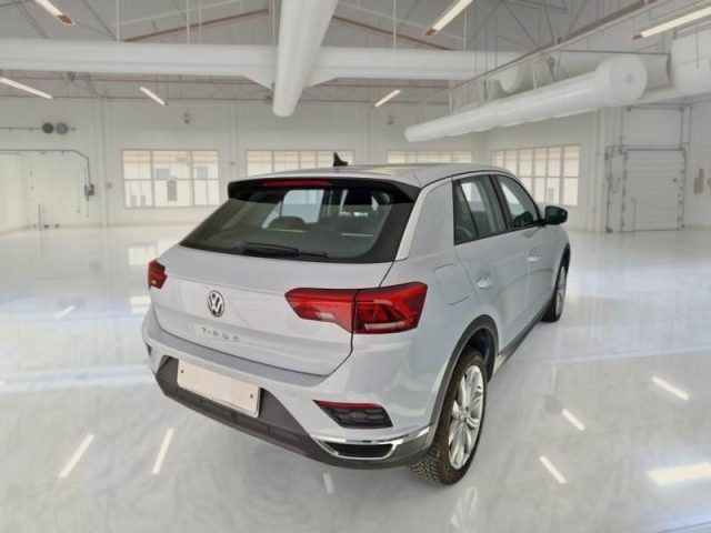 VOLKSWAGEN T-Roc usata, con Airbag