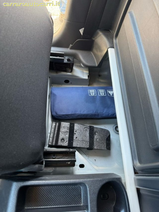 VOLKSWAGEN Caddy usata, con Autoradio digitale