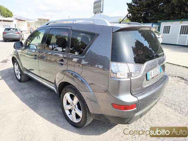 MITSUBISHI Outlander usata, con Airbag Passeggero