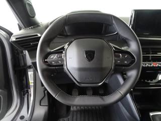 PEUGEOT 2008 usata, con Volante multifunzione