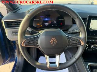 RENAULT Clio usata, con Touch screen