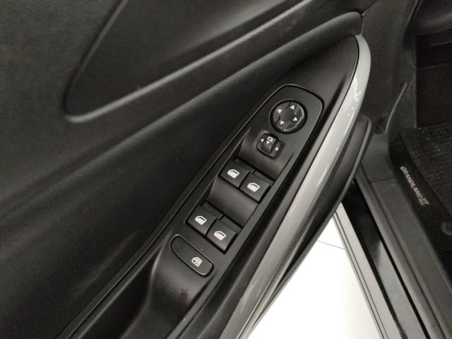 OPEL Grandland usata, con USB