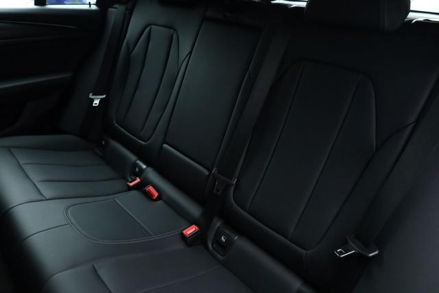 BMW X4 usata, con Hill holder