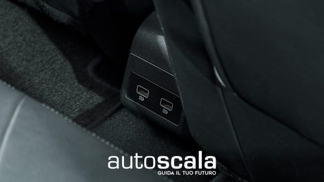 RENAULT ZOE usata, con Controllo automatico clima