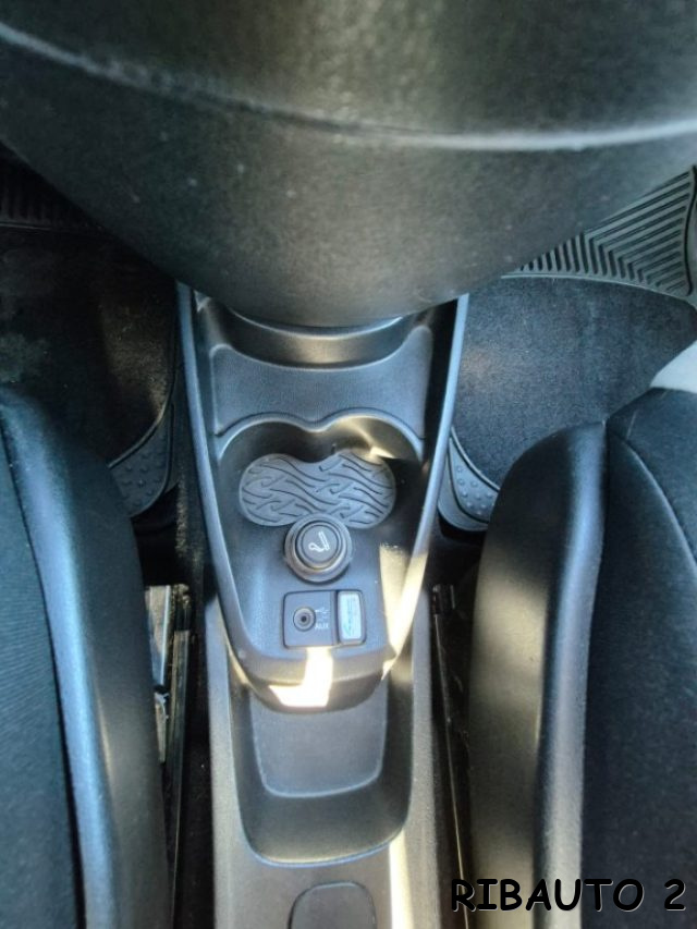 LANCIA Ypsilon usata, con Lettore CD