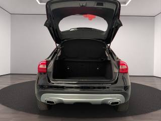 MERCEDES-BENZ GLA 200 usata, con Chiusura centralizzata
