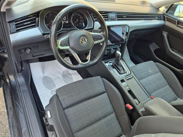 VOLKSWAGEN Passat Variant usata, con Climatizzatore