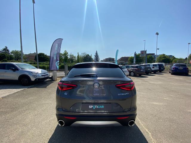 ALFA ROMEO Stelvio usata, con Alzacristalli elettrici