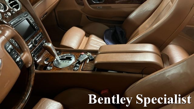 BENTLEY Continental usata, con Specchietti laterali elettrici