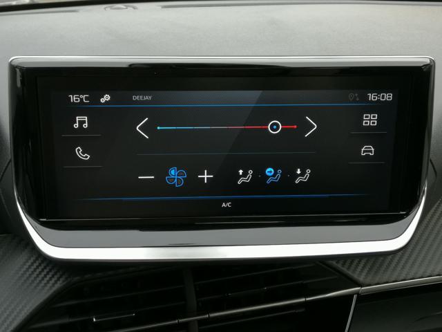 PEUGEOT 208 usata, con Touch screen