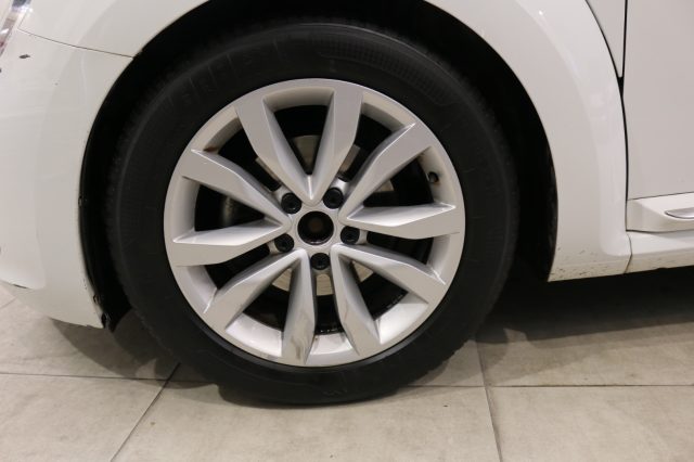 VOLKSWAGEN Maggiolino usata, con Airbag Passeggero