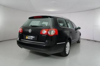 VOLKSWAGEN Passat usata, con Airbag
