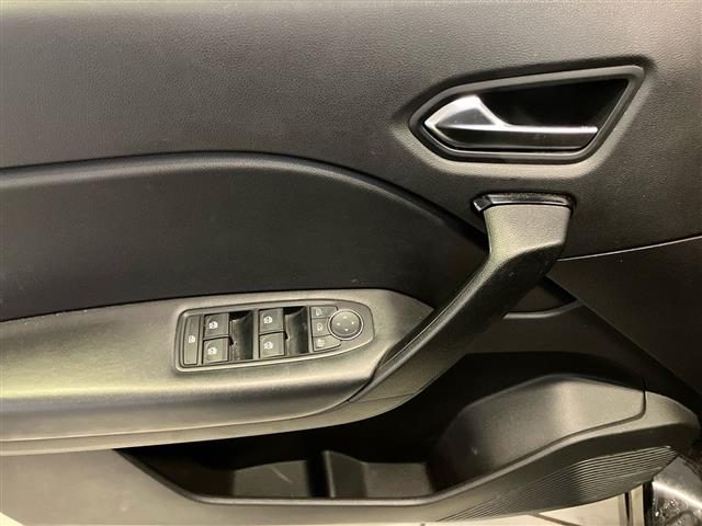 RENAULT Captur usata 25