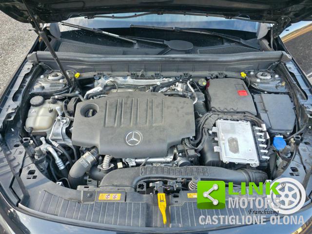 MERCEDES-BENZ GLB 200 usata, con Controllo vocale