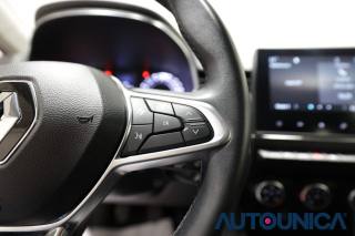 RENAULT Clio usata, con Autoradio digitale