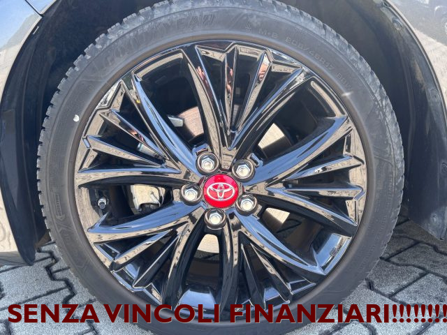 TOYOTA Yaris usata, con Sedili riscaldati