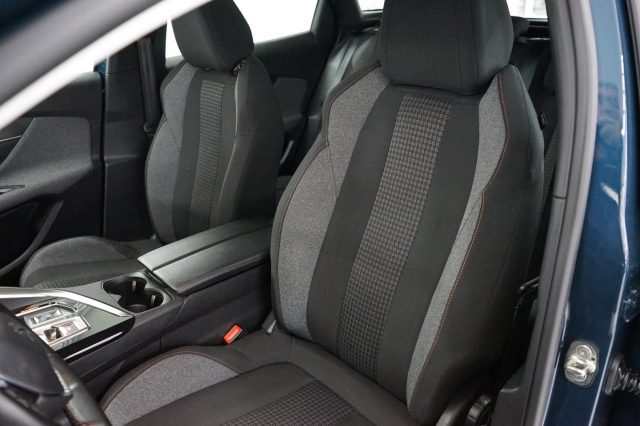 PEUGEOT 3008 usata, con Autoradio