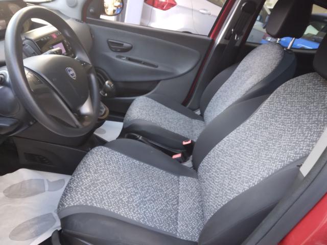 LANCIA Ypsilon usata, con Sedile posteriore sdoppiato