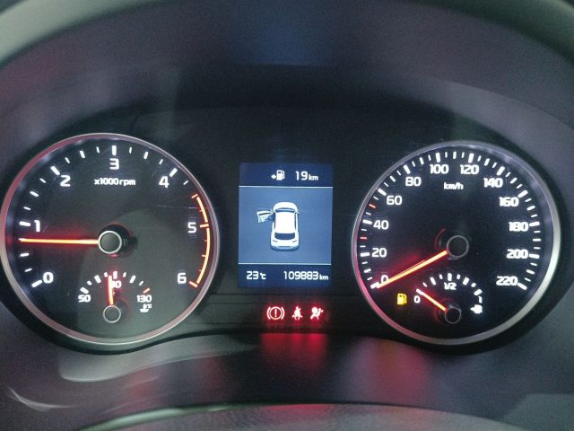 KIA Stonic usata, con Sistema di navigazione