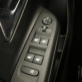 OPEL Corsa-e usata, con Autoradio digitale