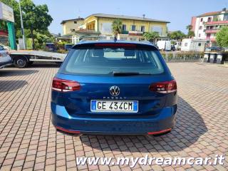 VOLKSWAGEN Passat Variant usata 33