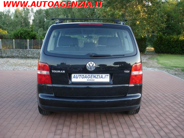 VOLKSWAGEN Touran usata 6