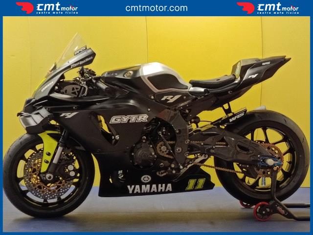YAMAHA YZF R1 usata 2