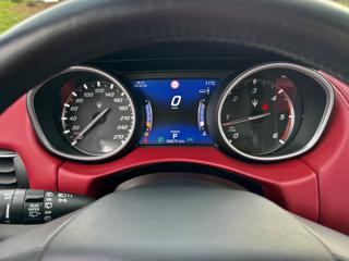 MASERATI Levante usata, con Fendinebbia