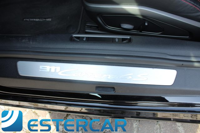 PORSCHE 911 usata, con USB