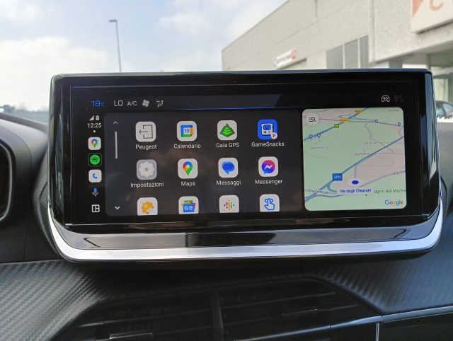 PEUGEOT 2008 usata, con Controllo automatico clima