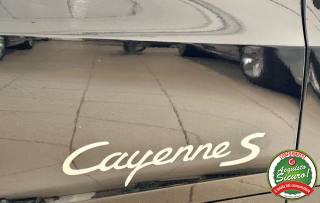 PORSCHE Cayenne usata, con Autoradio