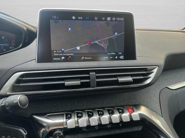 PEUGEOT 3008 usata, con Cruise Control