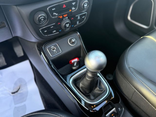 JEEP Compass usata, con Autoradio digitale