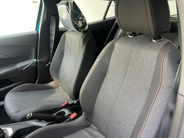PEUGEOT 2008 usata, con Fari LED