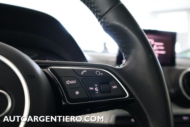 AUDI Q2 usata, con USB
