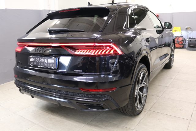 AUDI Q8 usata, con Cerchi in lega