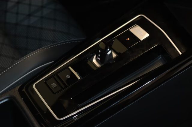 VOLKSWAGEN Golf usata, con Sedili riscaldati