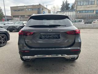 MERCEDES-BENZ GLA 200 usata, con Alzacristalli elettrici