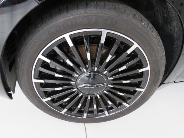 FIAT 500e usata, con Fendinebbia