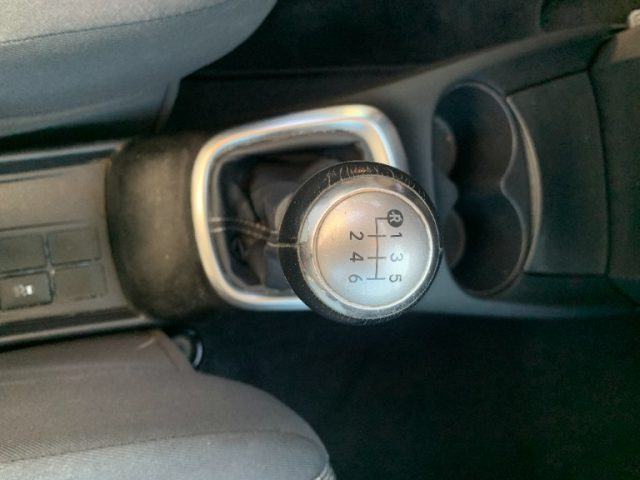 TOYOTA Yaris usata, con USB