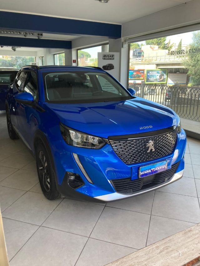PEUGEOT 2008 usata, con Airbag