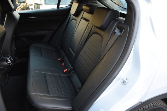 ALFA ROMEO Stelvio usata, con Servosterzo