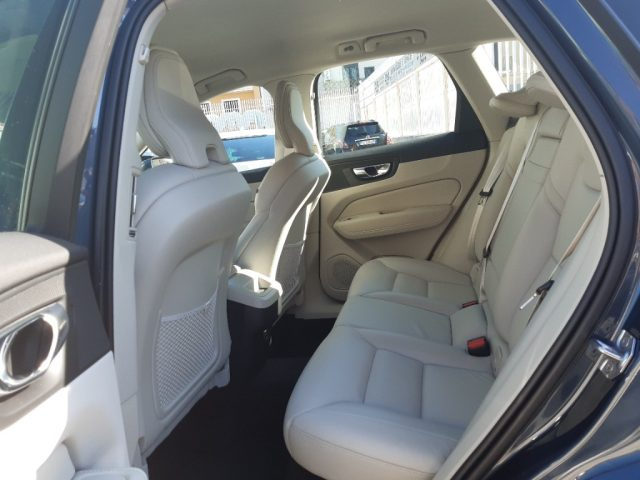 VOLVO XC60 usata, con Controllo elettronico della corsia