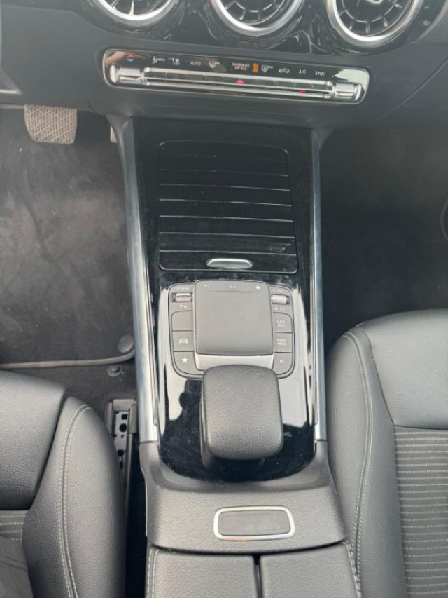 MERCEDES-BENZ GLA 200 usata, con Controllo trazione